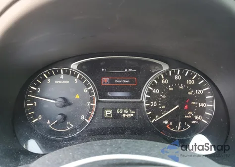 2015 Nissan Altima 2.5 из США, поврежденный, VIN 1N4AL3AP9FC248222